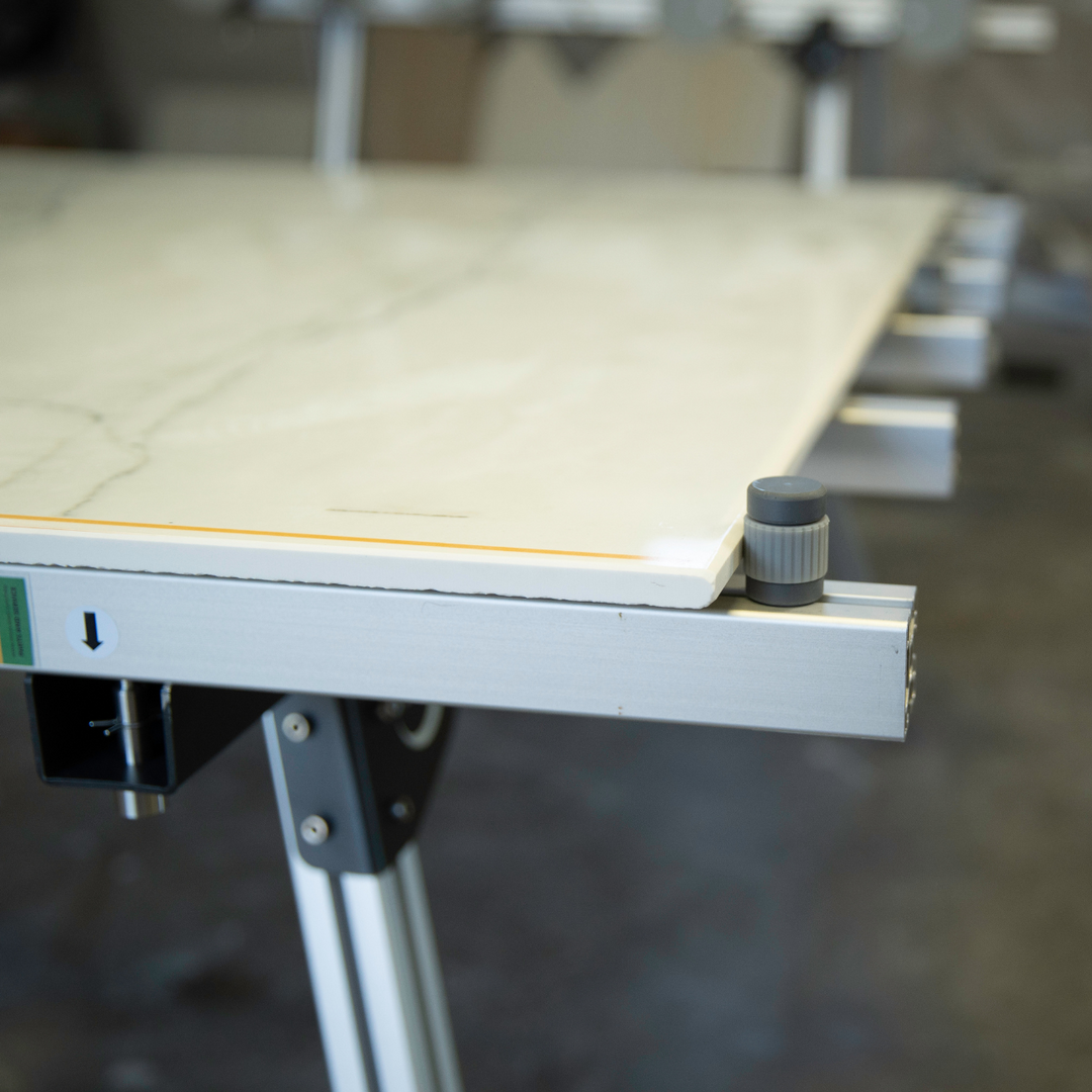 Slim Slab Table HD